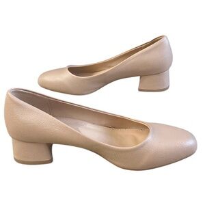 H HALSTON Paris Women's Size 8 Nude Leather Closed Toe Pump Block Heel Shoes